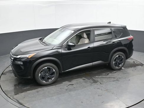 Used 2025 Nissan Rogue SV AWD/4WD image 38