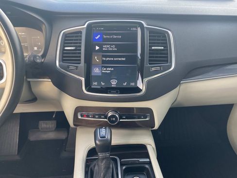Used 2019 Volvo XC90 T5 Momentum w/ Protection Package Premier image 30