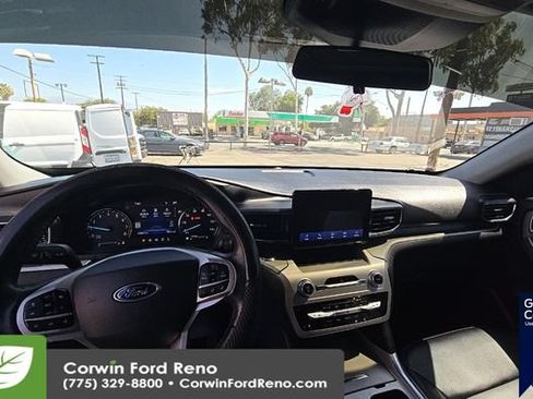Used 2022 Ford Explorer XLT w/ Equipment Group 202A AWD/4WD image 15