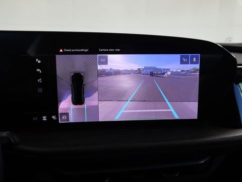 Used 2025 Audi Q5 Premium Plus w/ Premium Plus image 17