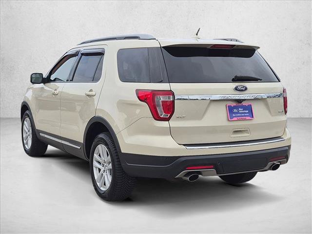 Certified 2018 Ford Explorer XLT w/ Equipment Group 202A AWD/4WD image 8