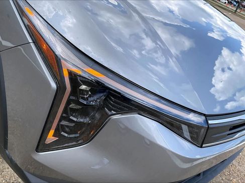 Used 2025 Kia K4 FWD image 28