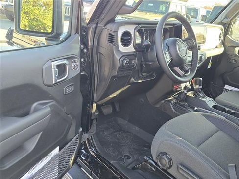 New 2026 Jeep Gladiator Willys image 4