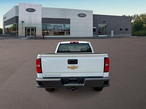 Used 2018 Chevrolet Silverado 1500 W/T AWD/4WD image 10