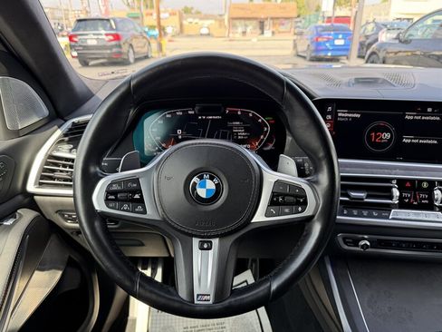 Used 2022 BMW X7 M50i w/ Dynamic Handling Package AWD/4WD image 14