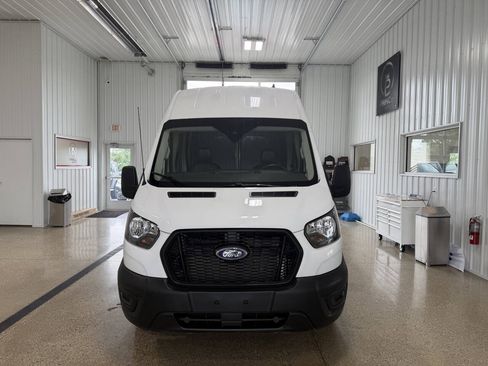 Used 2022 Ford Transit 250 148 High Roof AWD image 8