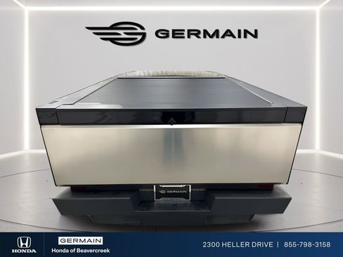 Used 2024 Tesla Cybertruck AWD Crew Cab image 6