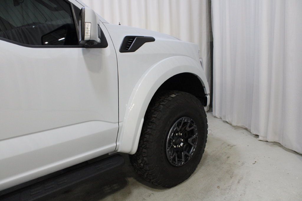Used 2025 Ford F150 Raptor w/ Equipment Group 803A Raptor R AWD/4WD image 27