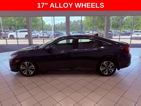Used 2017 Honda Civic EX-T image 4