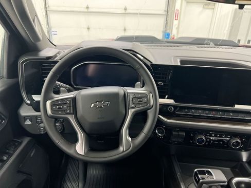 New 2026 Chevrolet Silverado 1500 LT Trail Boss w/ Safety Package AWD/4WD image 11