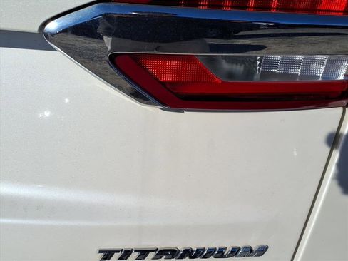 Used 2019 Ford Fusion Energi Titanium image 12