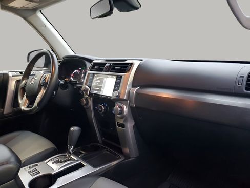 Used 2021 Toyota 4Runner SR5 Premium image 14