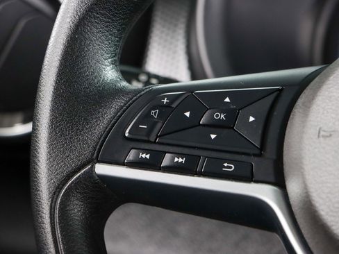 Used 2023 Nissan Kicks SV image 13