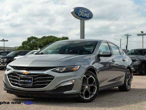Used 2024 Chevrolet Malibu LT FWD image 1