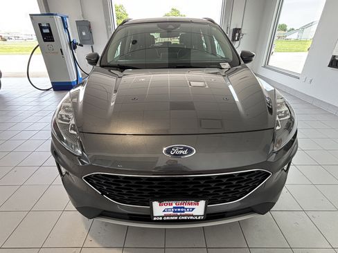Used 2020 Ford Escape Titanium AWD/4WD image 5