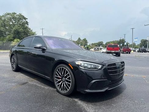 Used 2021 Mercedes-Benz S 580 4MATIC Sedan image 3