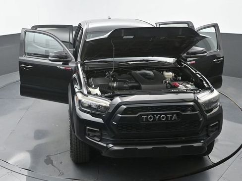 Used 2018 Toyota Tacoma TRD Pro AWD/4WD image 35