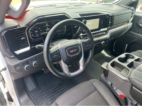 Used 2023 GMC Sierra 1500 Elevation RWD image 5