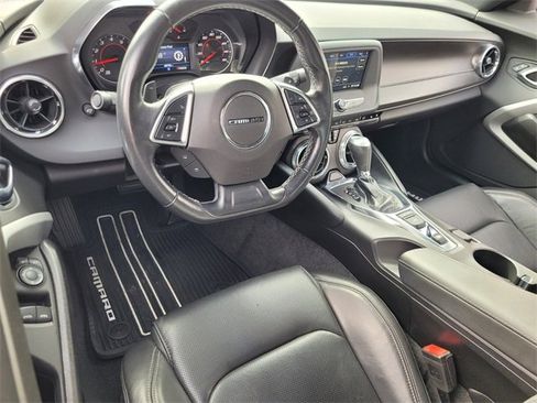 Used 2019 Chevrolet Camaro LT image 8