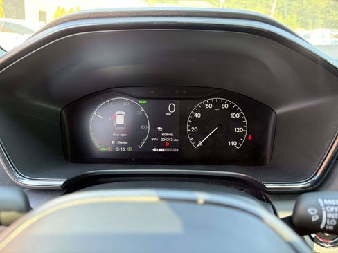 Used 2026 Honda CR-V Sport image 11