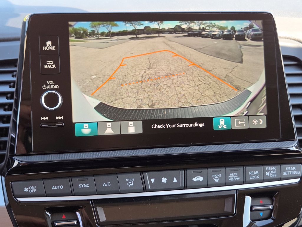 New 2027 Honda Odyssey Touring image 6
