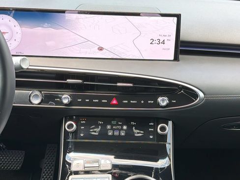 Certified 2026 Genesis GV70 2.5T AWD/4WD image 19