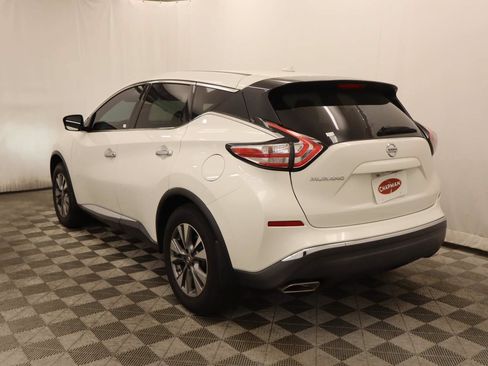 Used 2015 Nissan Murano S FWD image 3