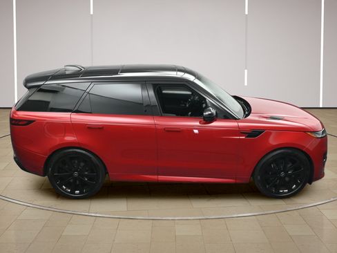 Used 2025 Land Rover Range Rover Sport Dynamic SE AWD/4WD image 31