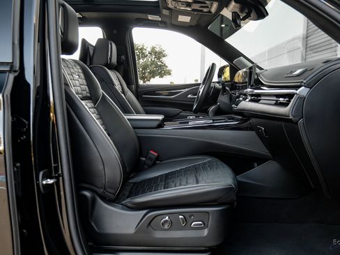 Used 2023 Cadillac Escalade V image 46