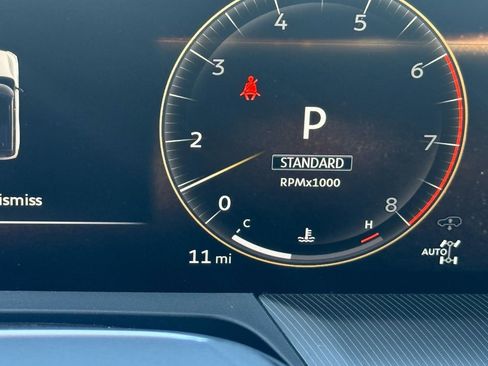 New 2026 INFINITI QX80 Luxe image 17