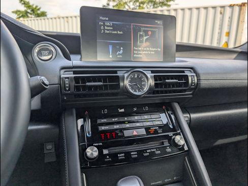 Used 2023 Lexus IS 300 AWD w/ Premium Package image 19