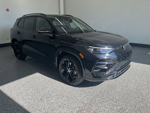 New 2026 Volkswagen Tiguan SE R-Line AWD/4WD image 7