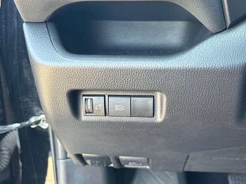Used 2024 Toyota RAV4 XLE FWD image 26