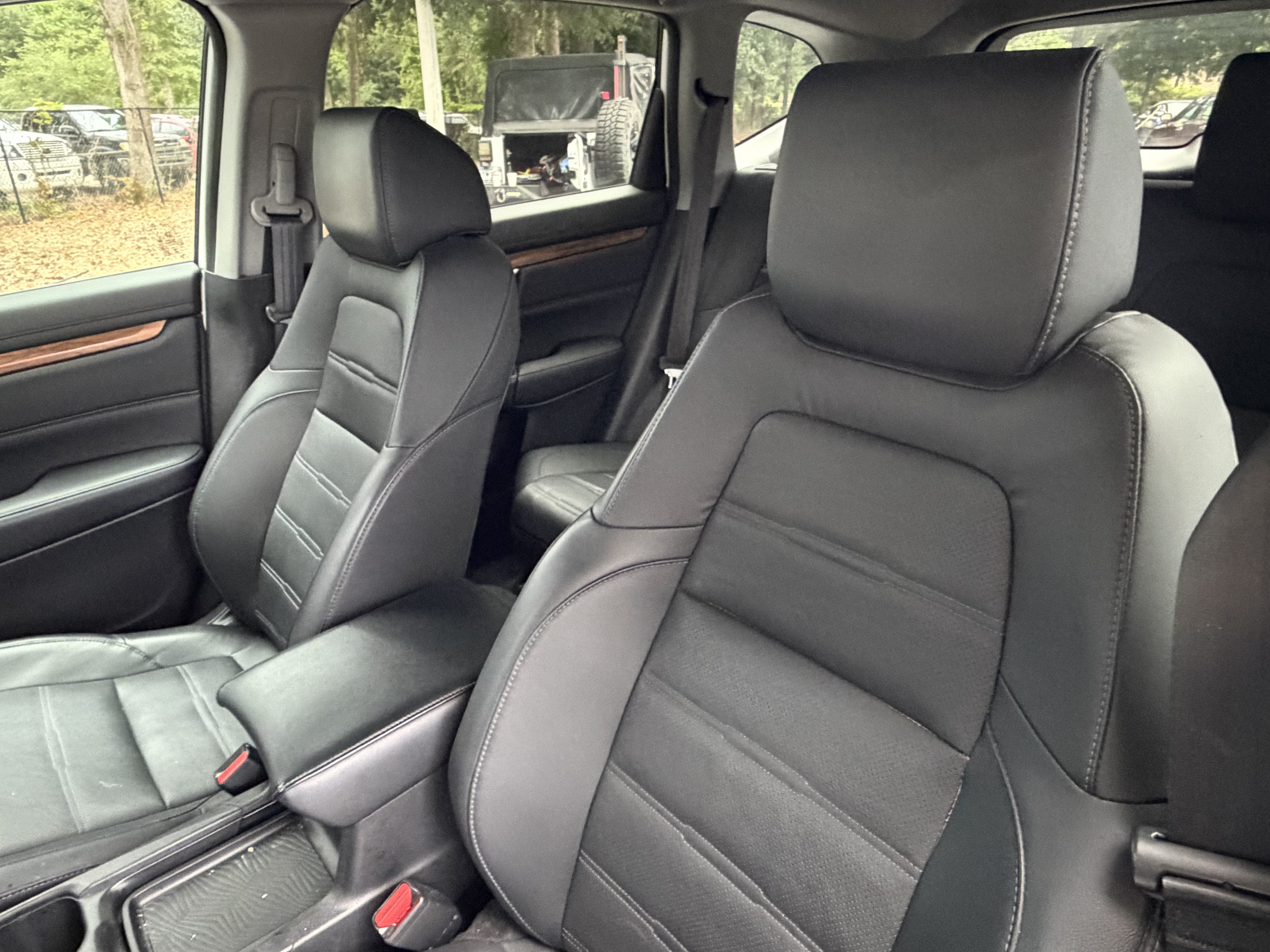 Used 2019 Honda CR-V Touring image 18