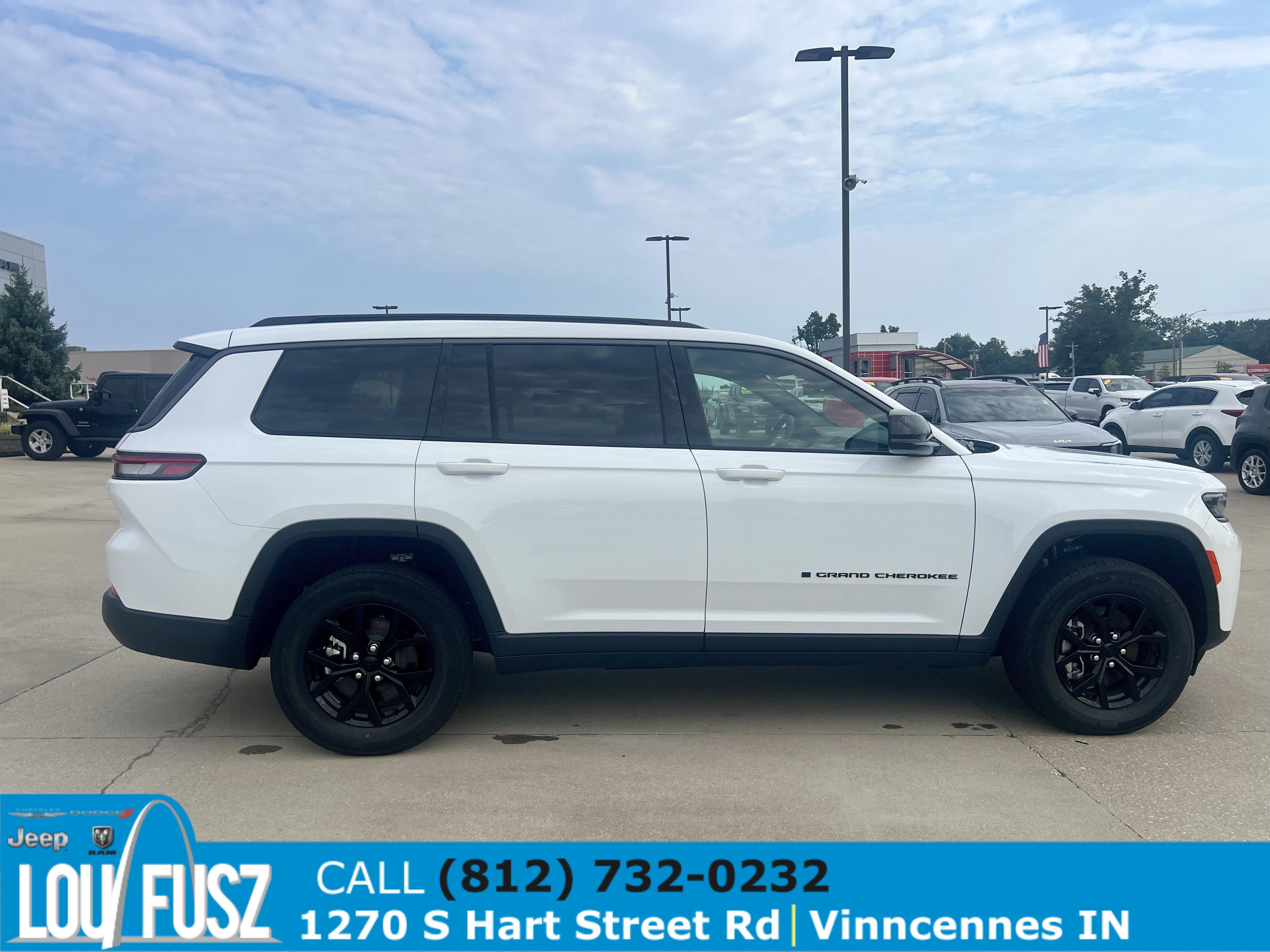 New 2026 Jeep Grand Cherokee L 4WD image 9