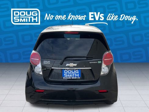 Used 2016 Chevrolet Spark LT image 5