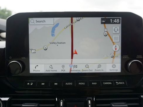 Used 2023 Nissan Pathfinder SL w/ SL Premium Package FWD image 10