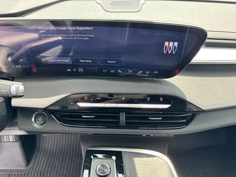 New 2026 Buick Enclave Preferred w/ Power Package FWD image 13