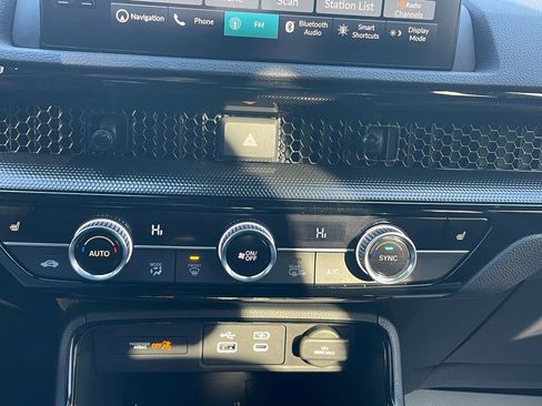 Used 2024 Honda CR-V Sport Touring image 39