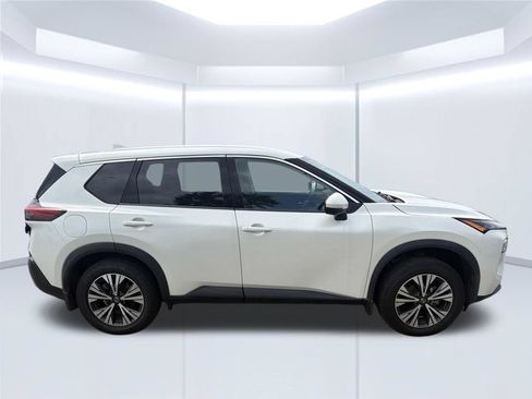 Used 2021 Nissan Rogue SV FWD image 7