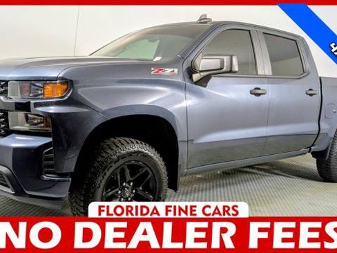Used 2020 Chevrolet Silverado 1500 Custom Trail Boss w/ Custom Convenience Package AWD/4WD image 1