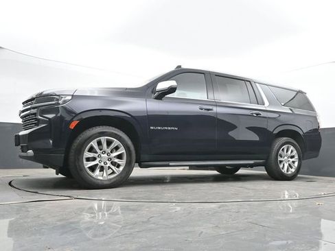 Used 2023 Chevrolet Suburban Premier AWD/4WD image 50