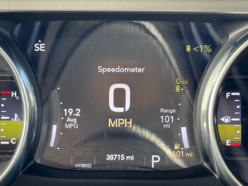Used 2023 Jeep Wrangler Unlimited w/ Cold Weather Group AWD/4WD image 15