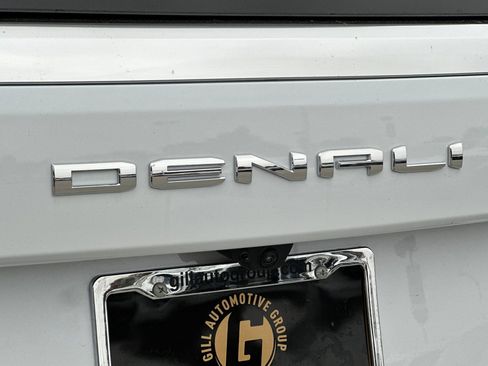 New 2026 GMC Yukon XL Denali image 29