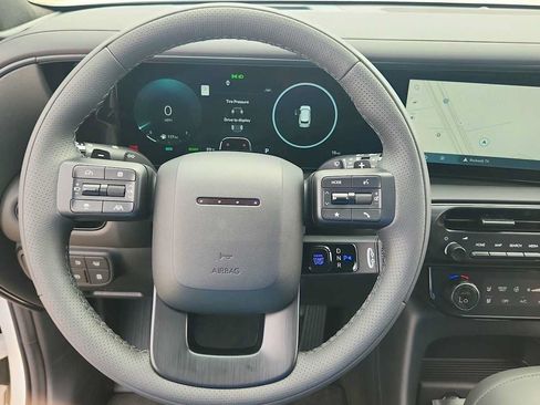Used 2027 Hyundai Palisade Calligraphy FWD image 13