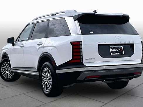 Used 2026 Hyundai Palisade SEL Premium FWD image 12