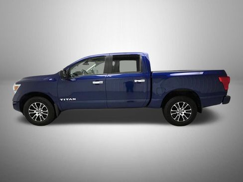 Used 2021 Nissan Titan SV w/ SV Convenience Package AWD/4WD image 8
