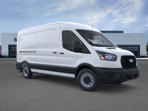 New 2026 Ford Transit 250 148 Medium Roof w/ Load Area Protection Package RWD image 7