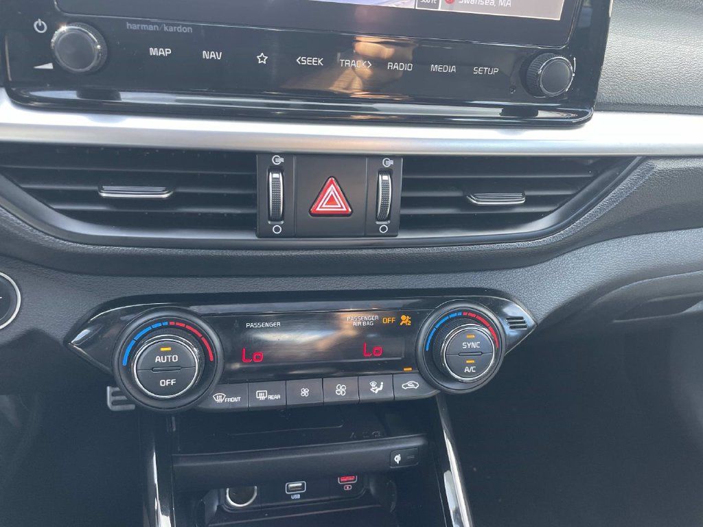 Used 2023 Kia Forte GT-Line w/ GT-Line Premium Package FWD image 25