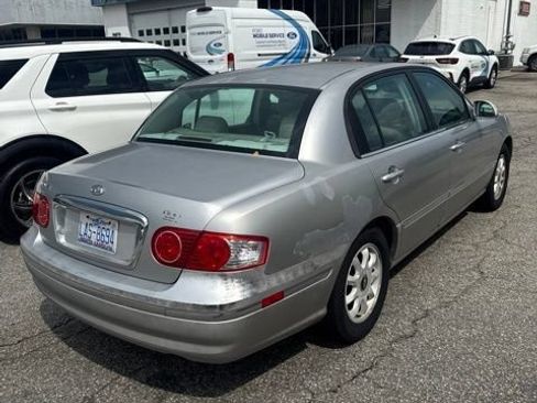 Used 2005 Kia Amanti FWD image 4